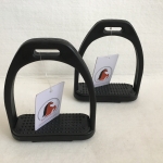 ESTRIBO POLIMERO RESISTENTE SIN CAPACHO